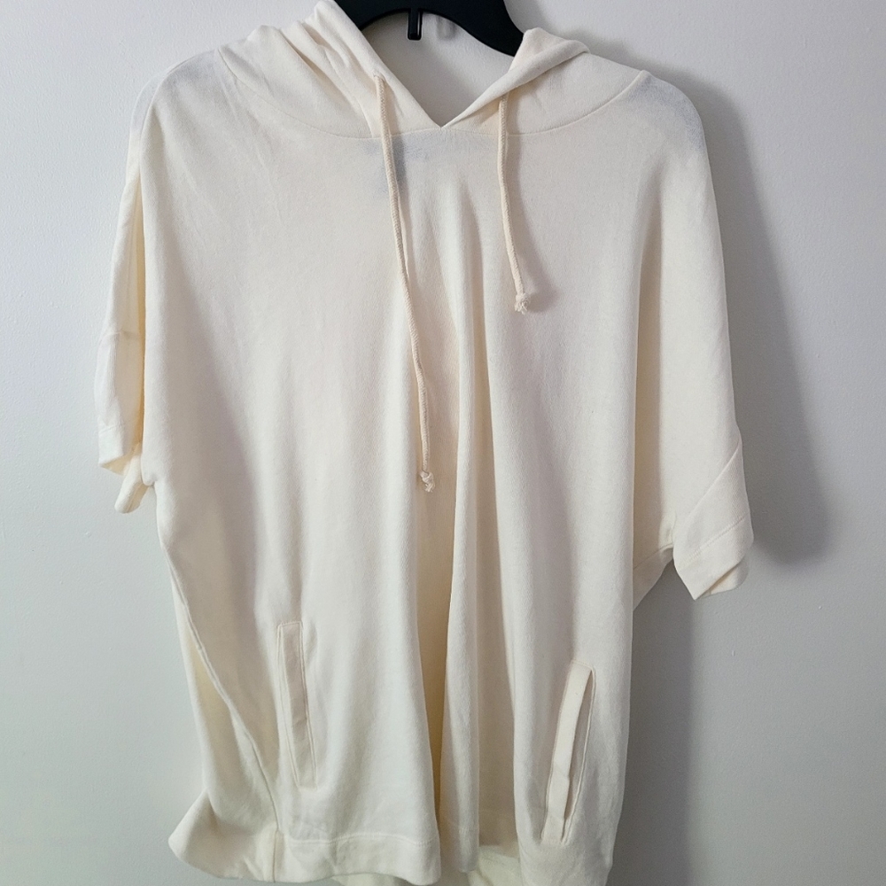 Gap Women's short sleeve hooded sweatshirt. Sz Xl